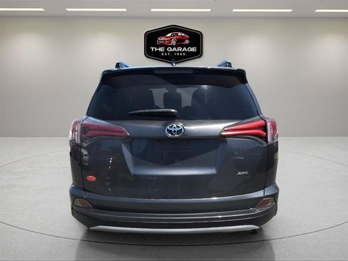 Used 2017 Toyota RAV4 XLE w/ Plus Special Value Package AWD/4WD image 4