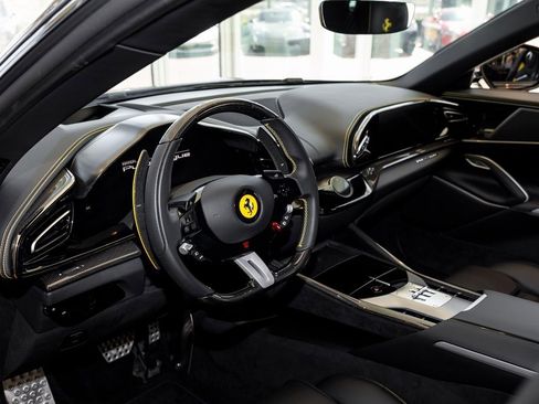 Used 2024 Ferrari Purosangue image 21