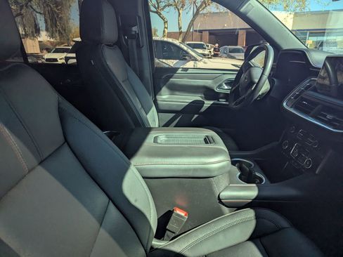 Used 2023 Chevrolet Tahoe RST image 5