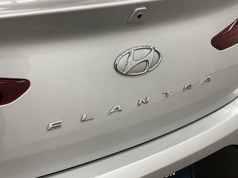 Used 2019 Hyundai Elantra Value Edition image 23