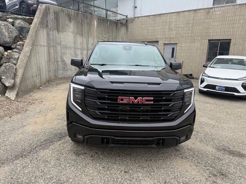 Used 2023 GMC Sierra 1500 Elevation AWD/4WD image 10