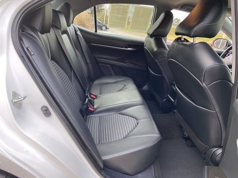 Used 2024 Toyota Camry SE image 13