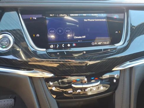 Used 2021 Cadillac XT6 Premium Luxury image 32