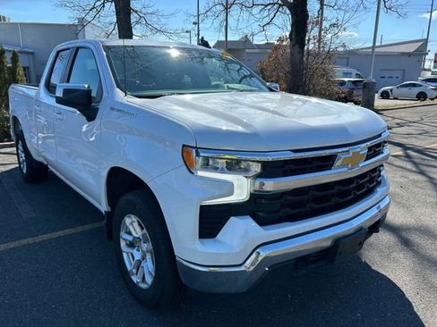 Certified 2023 Chevrolet Silverado 1500 LT AWD/4WD image 2