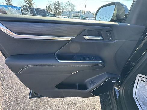 New 2025 GMC Acadia Elevation w/ Elevation Premium Package image 20