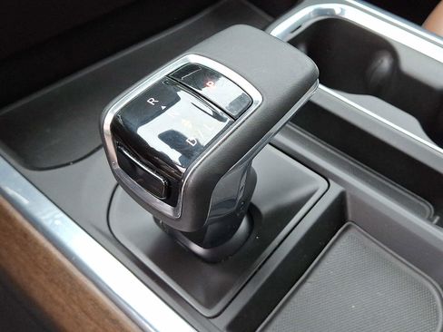 Used 2023 Chevrolet Silverado 1500 High Country w/ High Country Premium Package image 15