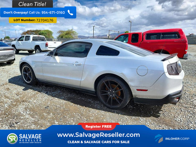 Used 2010 Ford Mustang Coupe RWD image 3
