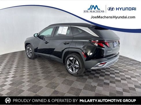 Certified 2025 Hyundai Tucson SEL image 8