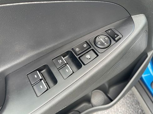 Used 2021 Hyundai Tucson Ultimate w/ Cargo Package FWD image 15