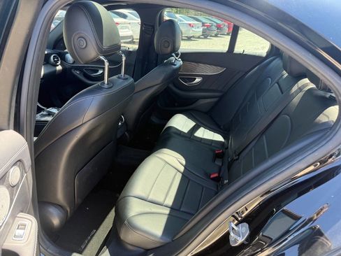 Used 2016 Mercedes-Benz C 300 Sedan image 10
