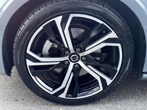 Used 2024 Volvo S60 B5 Plus image 7