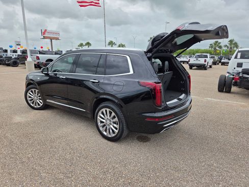 Used 2023 Cadillac XT6 Premium Luxury w/ Technology Package FWD image 30