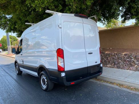 Used 2020 Ford Transit 250 Medium Roof RWD image 58