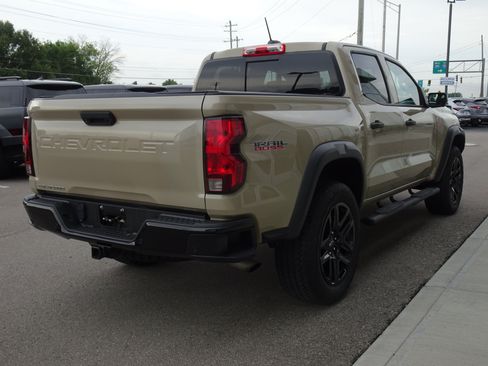 Used 2023 Chevrolet Colorado Trail Boss w/ Technology Package AWD/4WD image 5