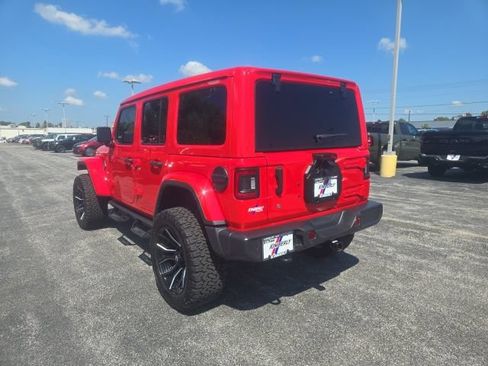 Used 2020 Jeep Wrangler Unlimited Sahara AWD/4WD image 11