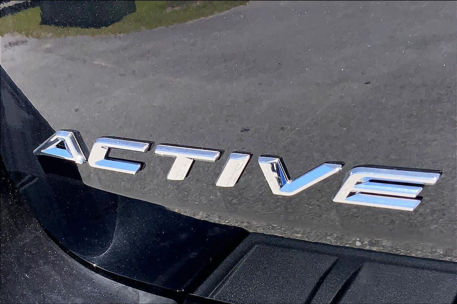 New 2026 Ford Explorer Active RWD image 15