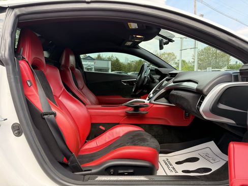 Used 2017 Acura NSX image 24