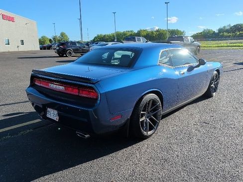 Used 2009 Dodge Challenger R/T RWD image 9