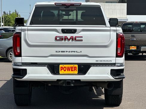 Used 2023 GMC Sierra 3500 Denali w/ Denali Ultimate Package AWD/4WD image 5