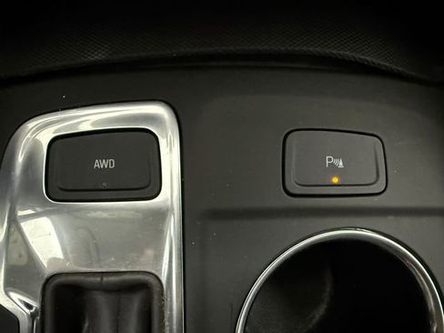 Used 2022 Chevrolet Equinox LT AWD/4WD image 21