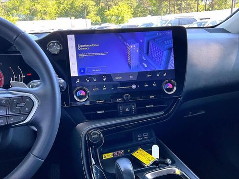 Used 2022 Lexus NX 350 AWD image 7