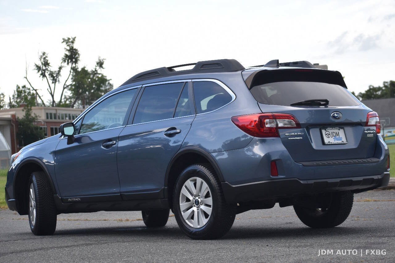Used 2017 Subaru Outback 2.5i Premium AWD/4WD image 7