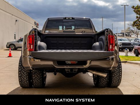 Used 2026 RAM 3500 Limited image 9