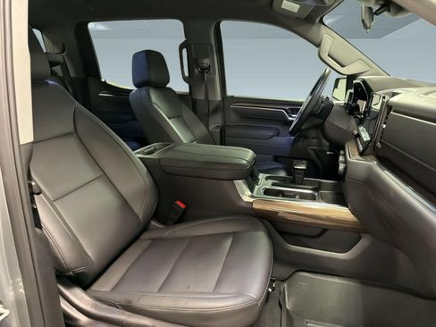 Used 2025 Chevrolet Silverado 1500 LT Trail Boss w/ Convenience Package II AWD/4WD image 25