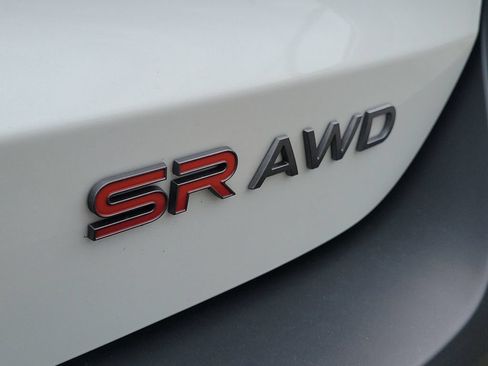 Used 2025 Nissan Kicks SR AWD/4WD image 7