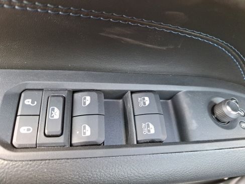 New 2026 Jeep Compass Latitude image 24