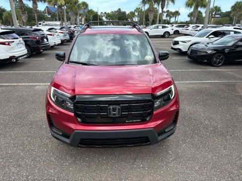 Used 2025 Honda Ridgeline Black Edition image 7