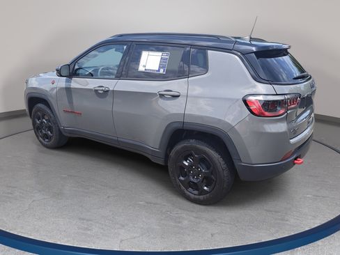 Used 2023 Jeep Compass Trailhawk AWD/4WD image 7