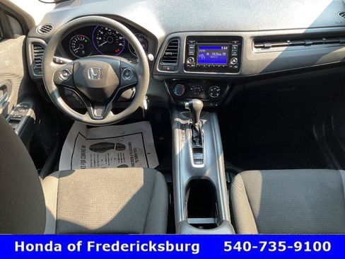 Certified 2019 Honda HR-V LX image 44