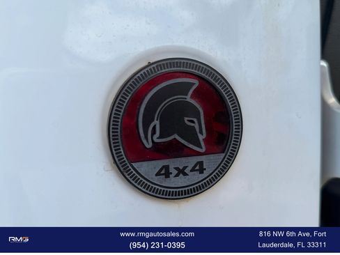 Used 2020 Jeep Gladiator Overland image 9