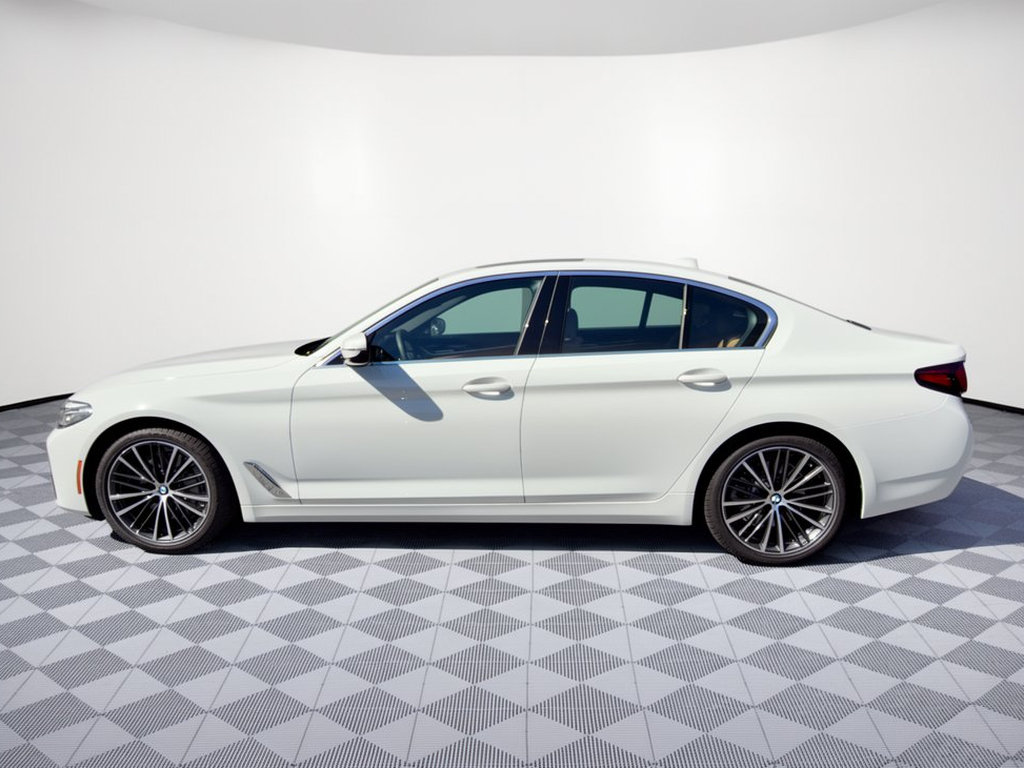 Certified 2023 BMW 530i xDrive w/ Premium Package AWD/4WD image 2