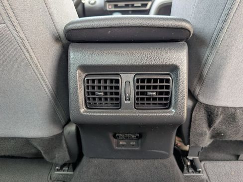 Used 2025 Toyota Camry LE w/ Convenience Package FWD image 7