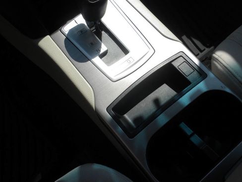 Used 2013 Subaru Outback 2.5i Premium image 20