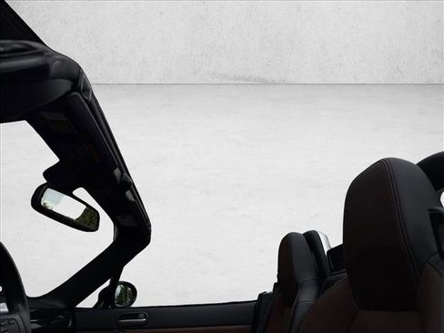 Used 2015 MAZDA MX-5 Miata Grand Touring RWD image 21