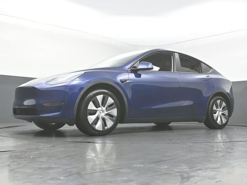 Used 2021 Tesla Model Y 2WD image 47