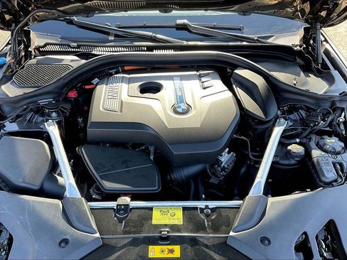 Used 2019 BMW 530e xDrive 530e xDrive iPerformance w/ Convenience Package image 29