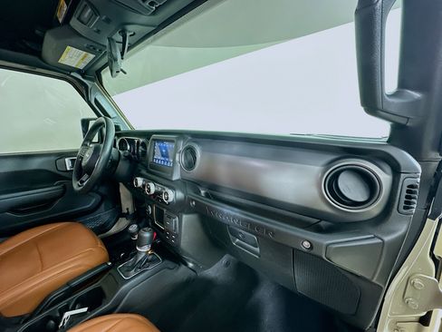 Used 2022 Jeep Wrangler Unlimited Sport image 44