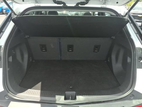 Used 2022 Chevrolet Bolt EUV Premier w/ Launch Edition FWD image 21