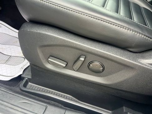 Certified 2024 Ford Edge SEL w/ Convenience Package AWD/4WD image 19