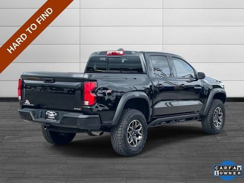 Used 2024 Chevrolet Colorado ZR2 w/ ZR2 Convenience Package III AWD/4WD image 3