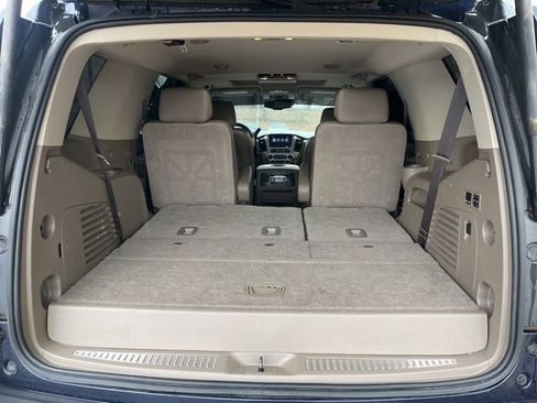 Used 2019 GMC Yukon SLT w/ Premium Edition image 29