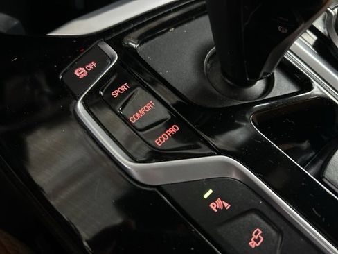 Used 2021 BMW X3 xDrive30i w/ Premium Package image 18