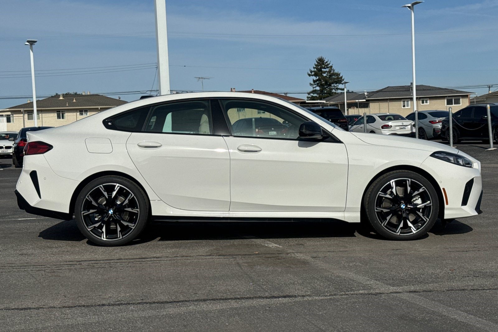 Used 2026 BMW 228i w/ Technology Package FWD image 8