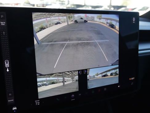 Used 2023 Tesla Model X Plaid image 16