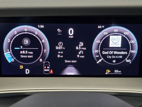 New 2026 Volkswagen Tiguan SE FWD image 11