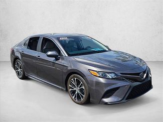 Used 2019 Toyota Camry SE video 3